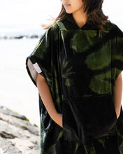 Load image into Gallery viewer, Tie Dye Camo Original ECO Poncho
