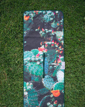 Load image into Gallery viewer, Desert Bloom Golf ECO Towel
