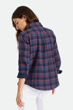 Load image into Gallery viewer, Bowery Women&#39;s Soft Weave L/S Flannel - Military Olive
